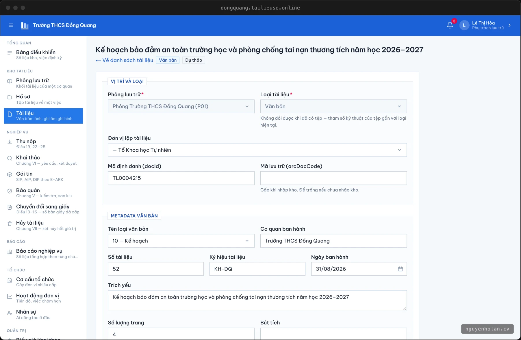 Một tài liệu và metadata văn bản